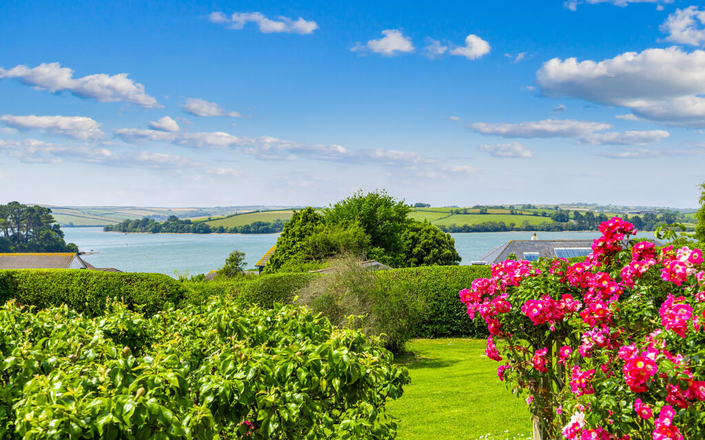 Curlew Drive, Kingsbridge, Devon photo 2