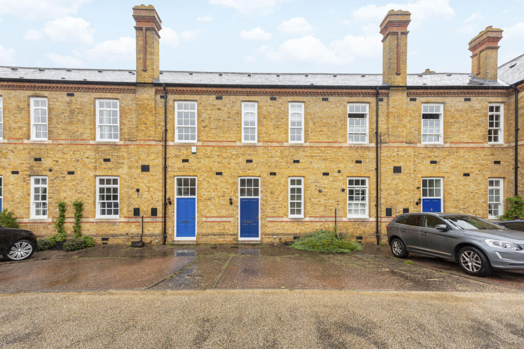 Main image of property: Bears Rails Park, Windsor, SL4