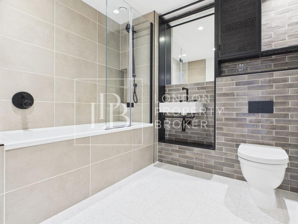 Apartment in London - View 3