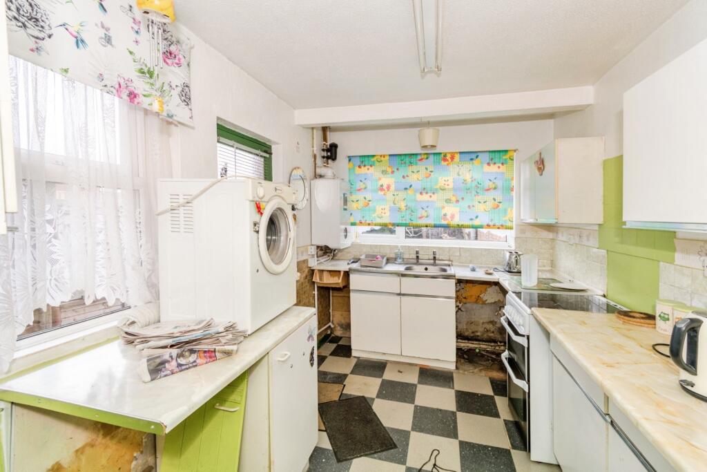 House in Southampton - View 5