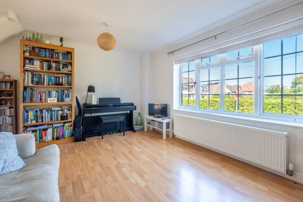 Dolphin Court, Northbrook Road, Swanage photo 3