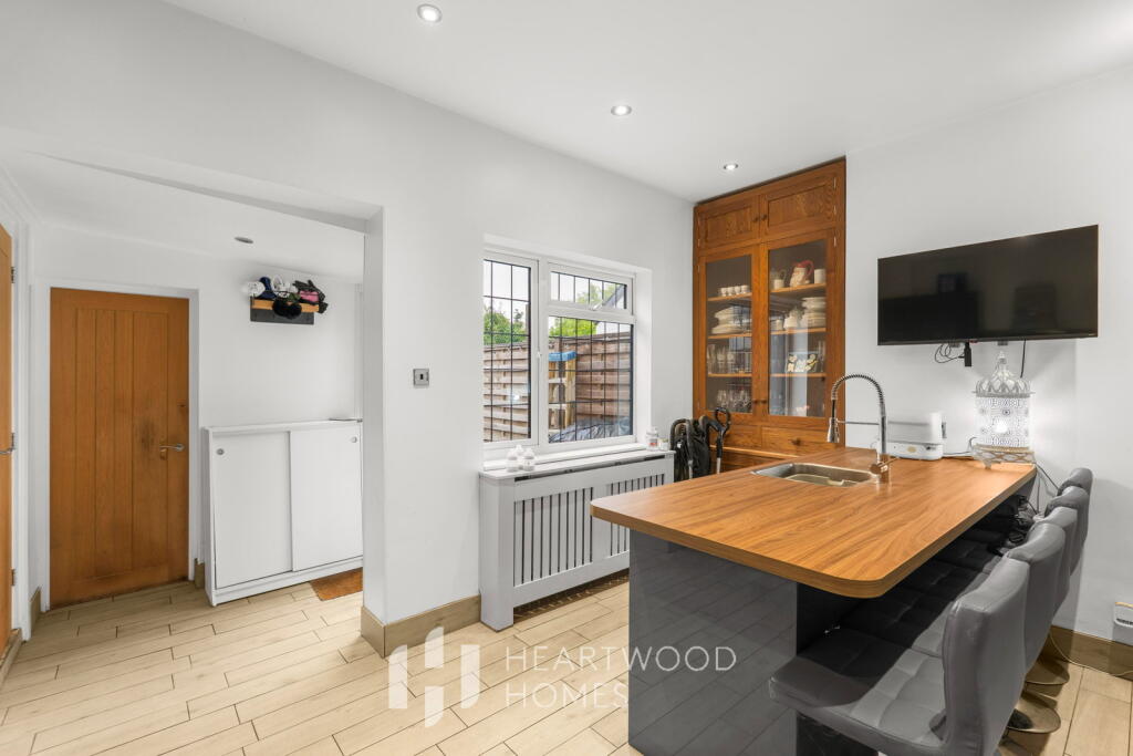 House in St Albans - View 5