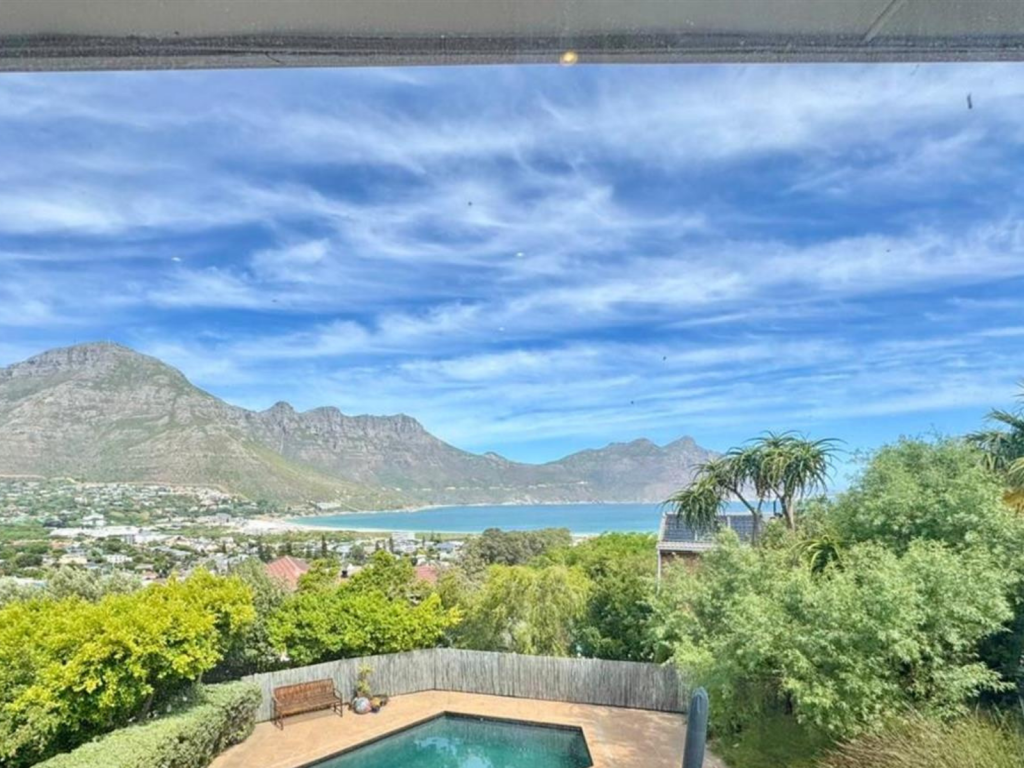 Main image of property: Western Cape, Hout Bay
