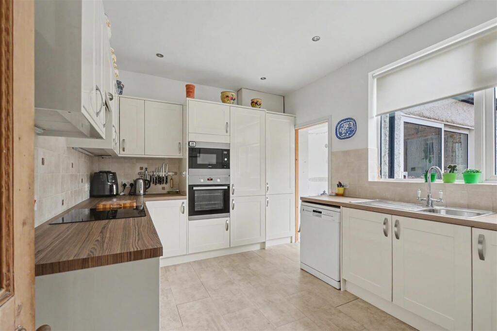 House in Nottingham - More