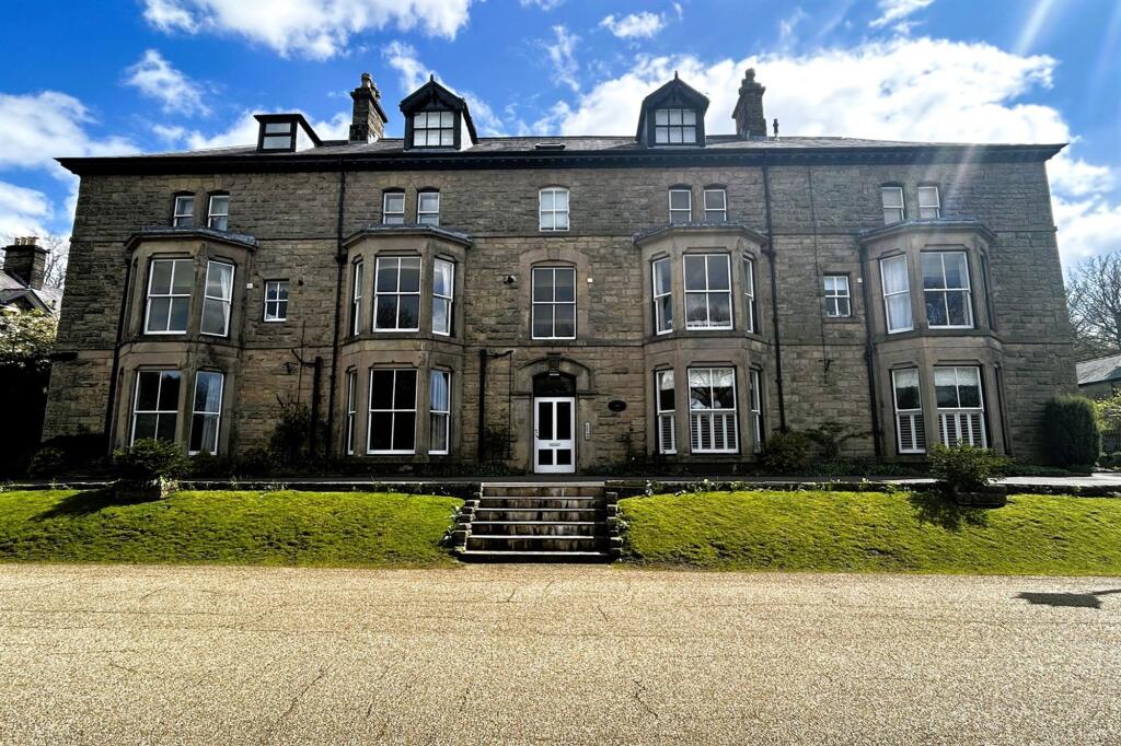 Main image of property: Broad Walk, Sandringham Court Broad Walk, SK17