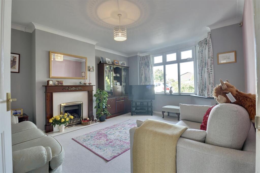 House in Portsmouth, Hilsea - View 4