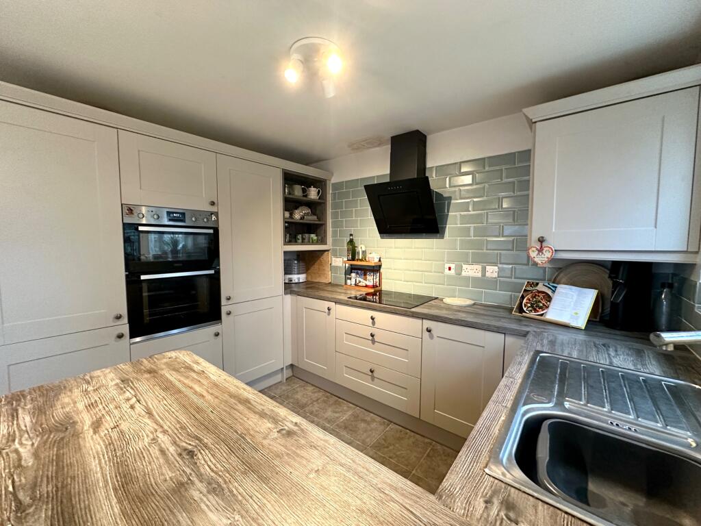 House in Walsall, West Midlands - View 5