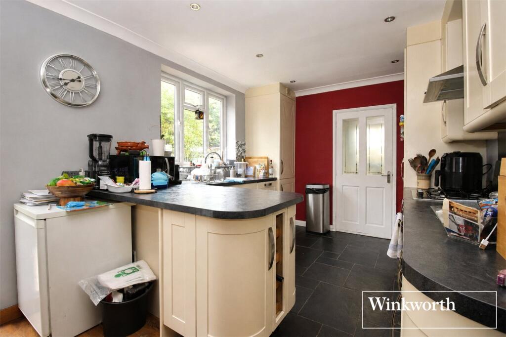 House in Watford - View 5