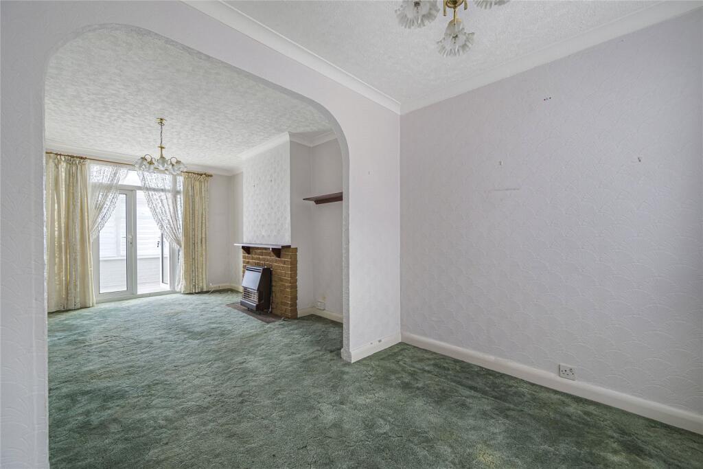 Apartment in London - View 5