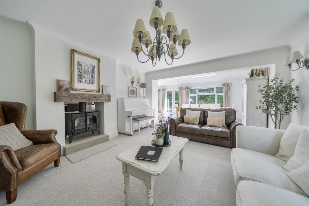 St. Richards Way, Aldwick - View 5