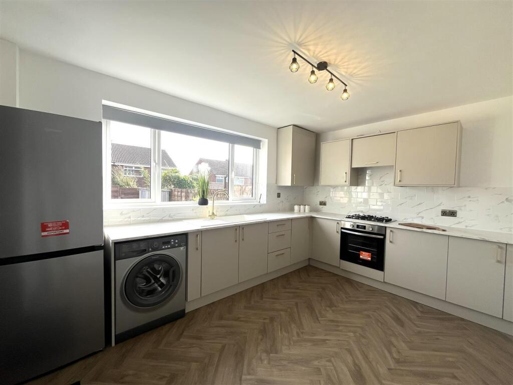 House in Tameside, Godley - View 5