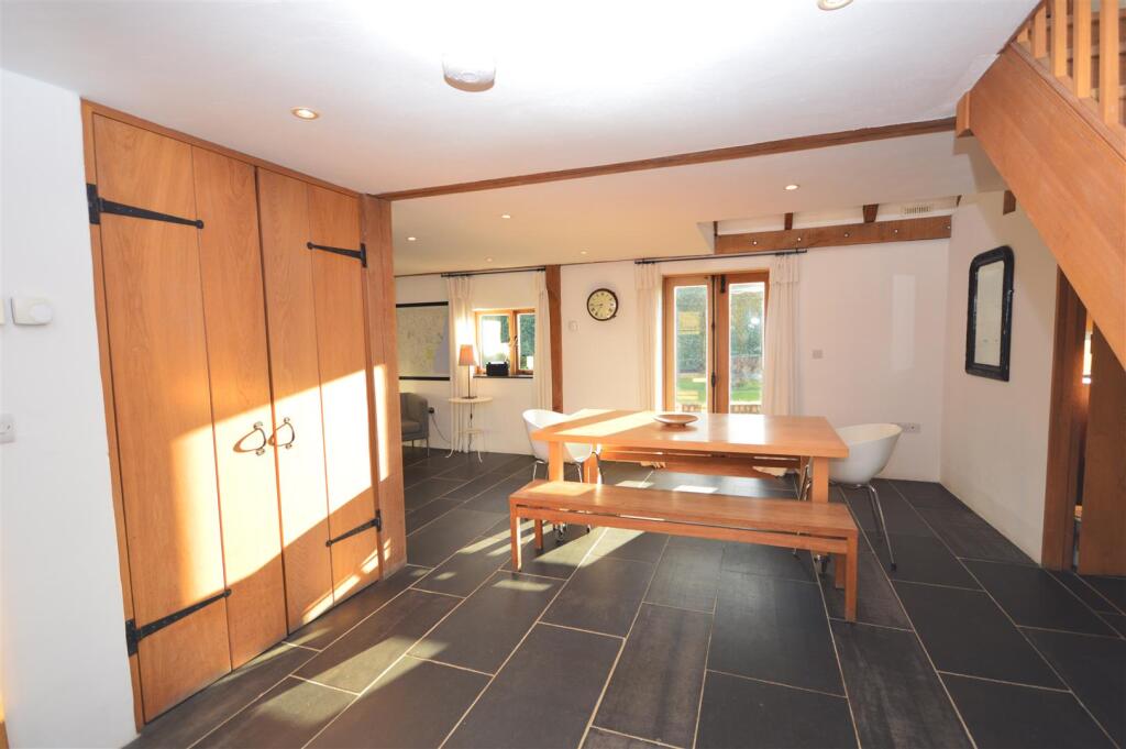 House in East Suffolk, Bramfield - More
