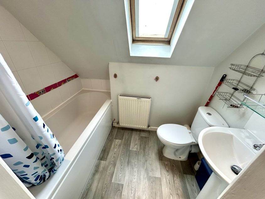 Apartment in Bournemouth, Boscombe - View 5