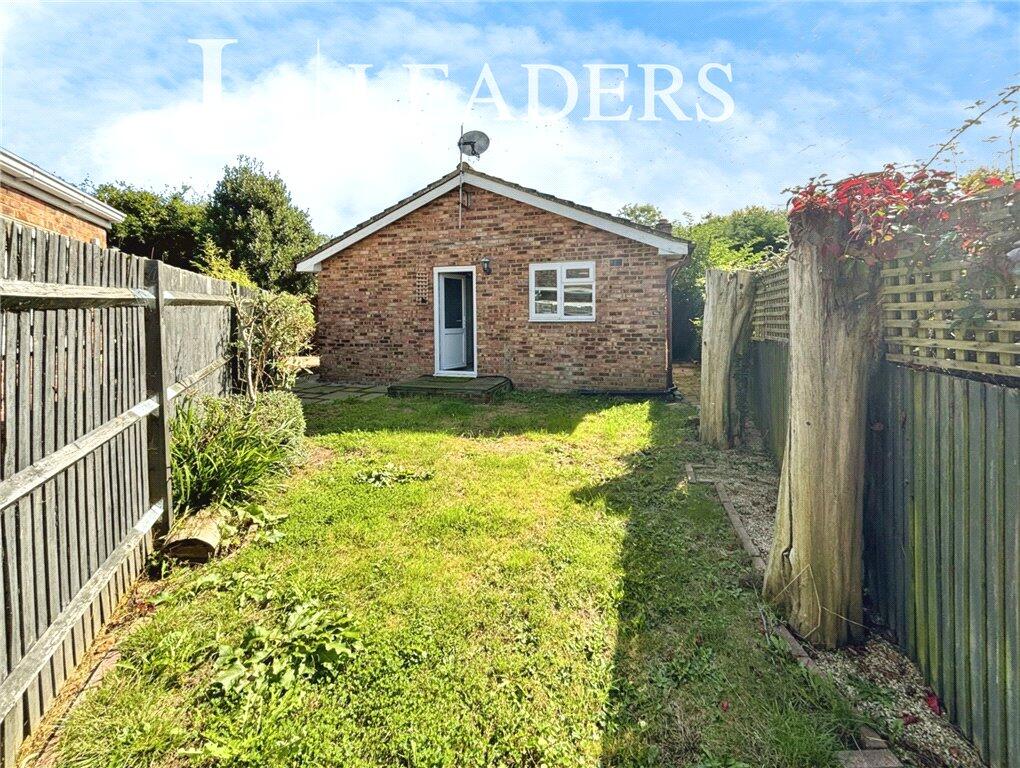 Darenth Avenue, Tonbridge, Kent photo 3