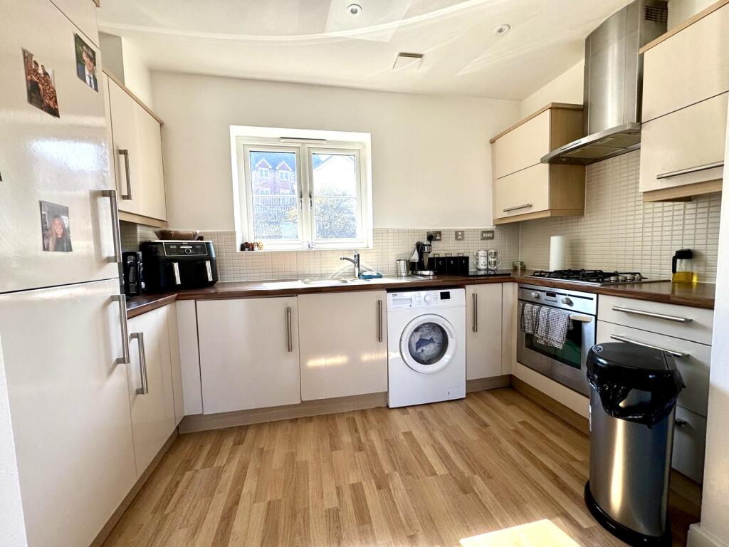 House in Merthyr Tydfil, Gellideg, Clwydyfagwyr - View 3