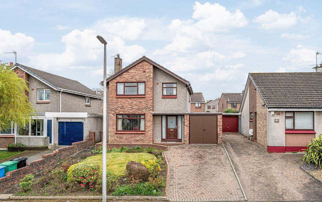 Main image of property: 18 Heather Grove, Dunfermline, KY11 8DB