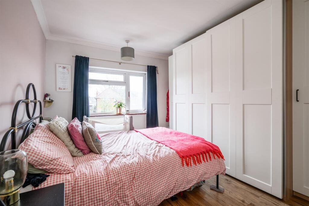 Newlands Road, Bentley Heath - View 6