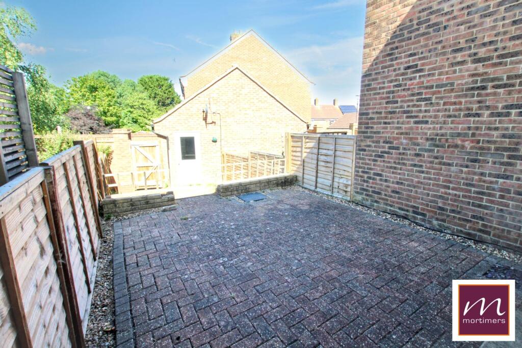 House in Hemel Hempstead - View 3