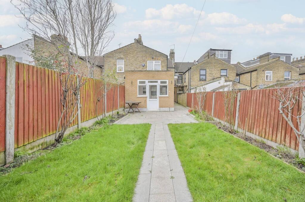 Main image of property: Chingford Road, Walthamstow, London, E17