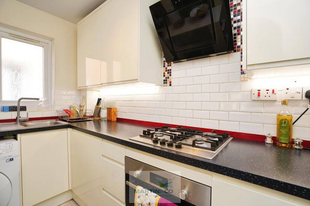 House in St Albans - View 3