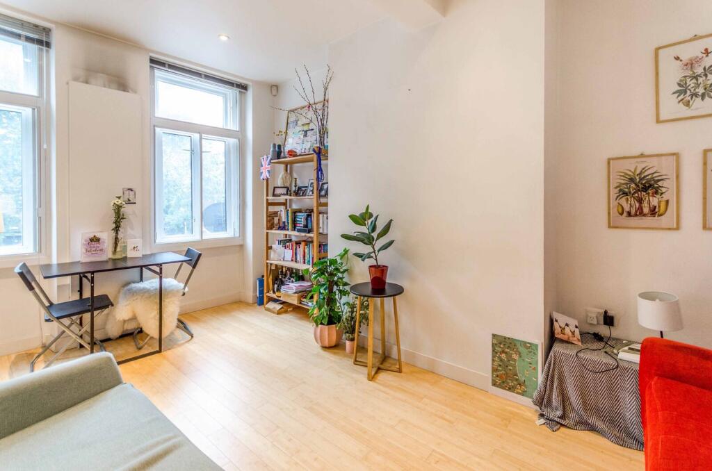 Apartment in London, Angel, Islington - View 4