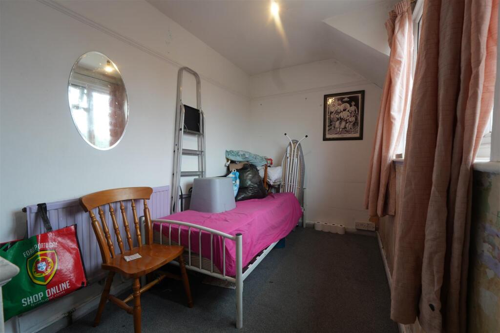 House in Slough, Chalvey - View 4