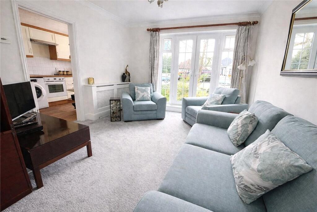 Apartment in Bromley - View 2