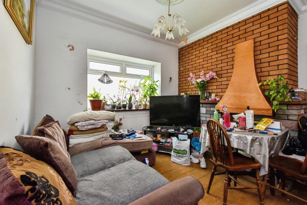 Milton Street, Cwmaman, Aberdare photo 4