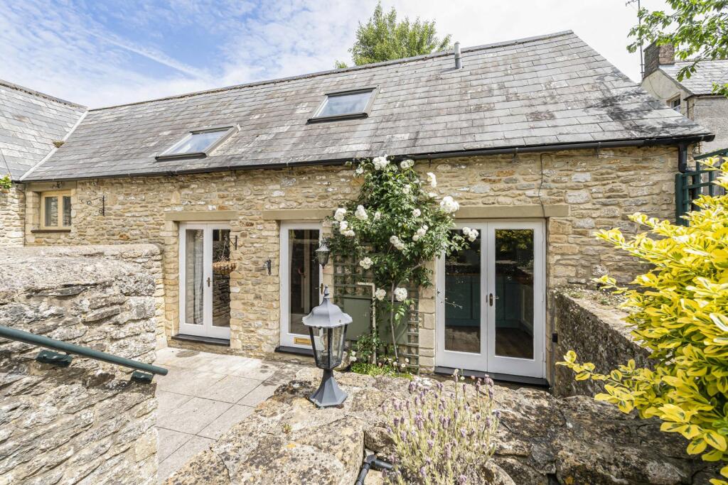 Main image of property: Market Cross, Malmesbury, Wiltshire, SN16