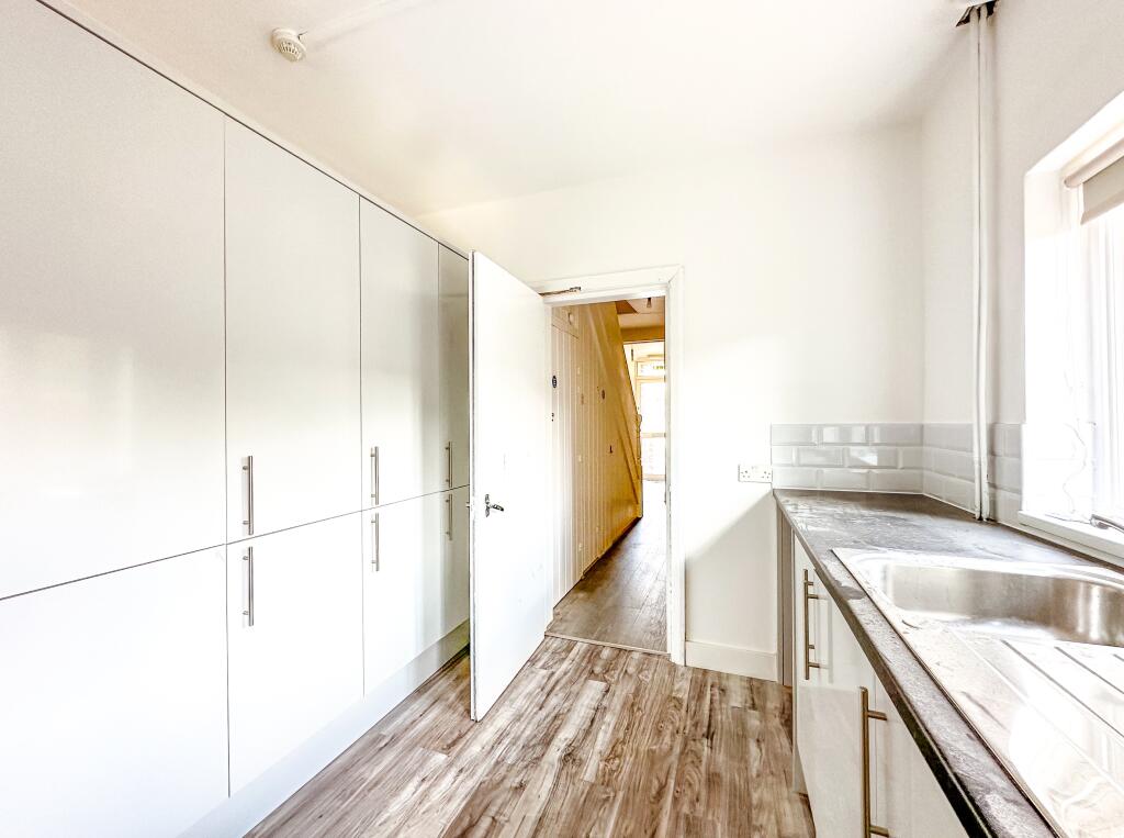House in Watford, Hertfordshire - View 2