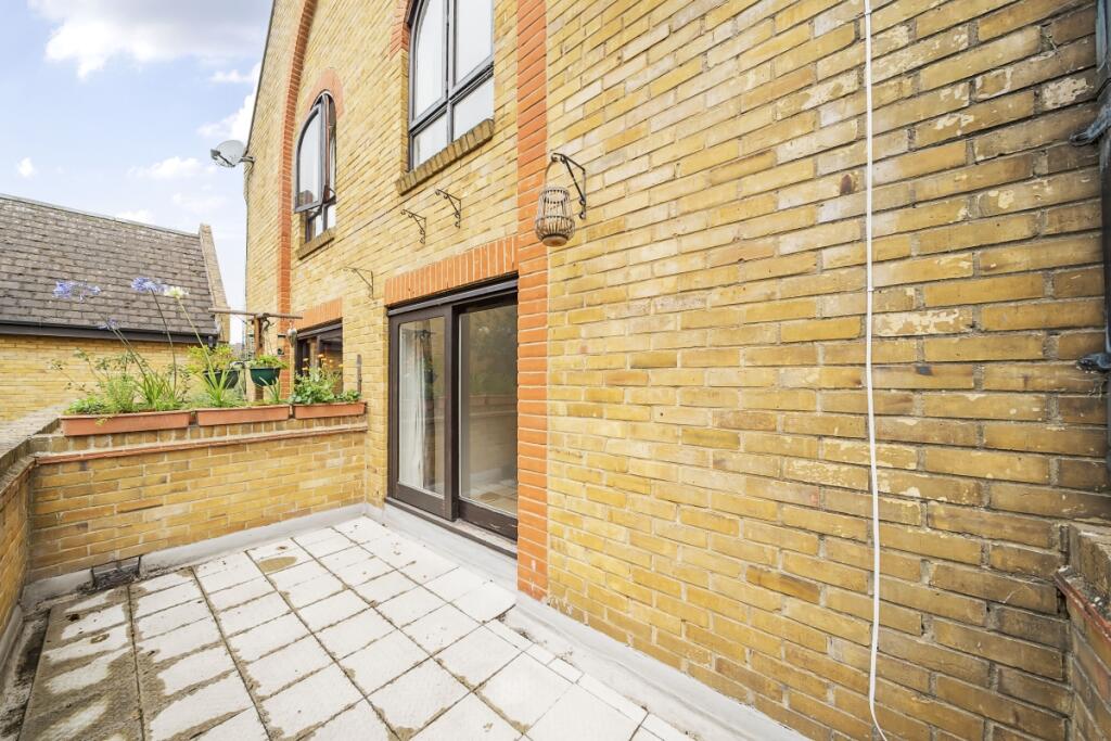 3 bedroom terraced house for rent