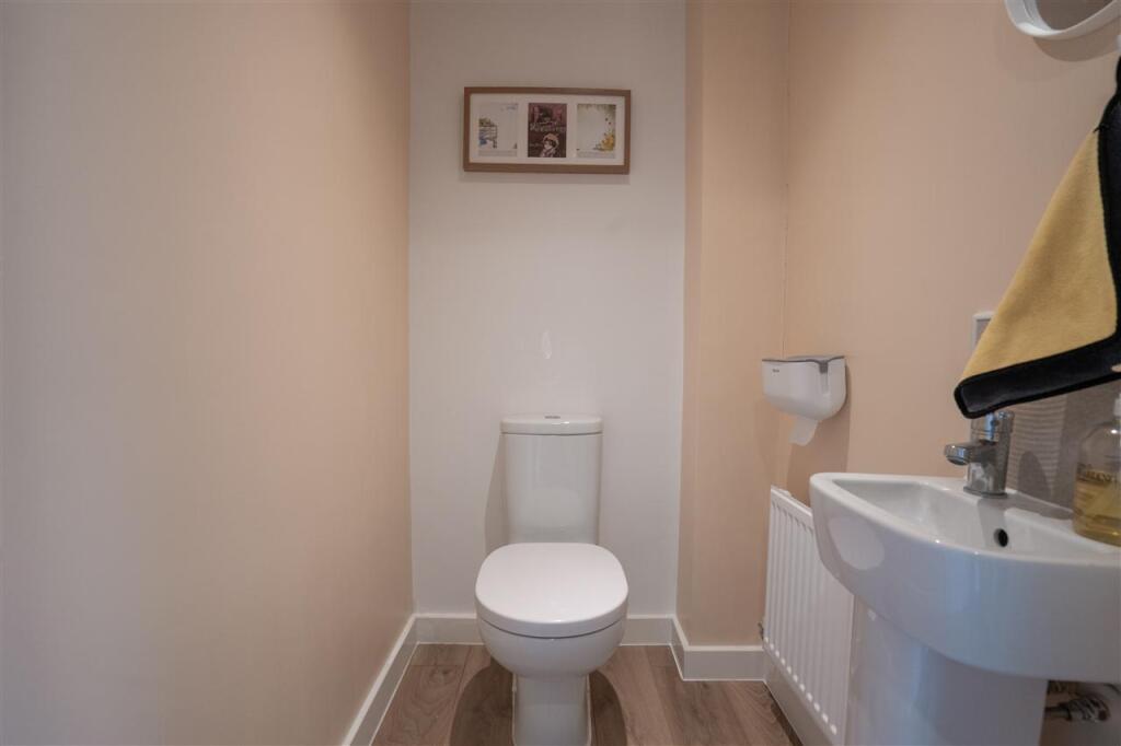 House in Birmingham, Perry Park View, Perry Barr - View 4