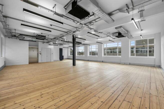 OLBC74WhiteLionStreet9.jpg