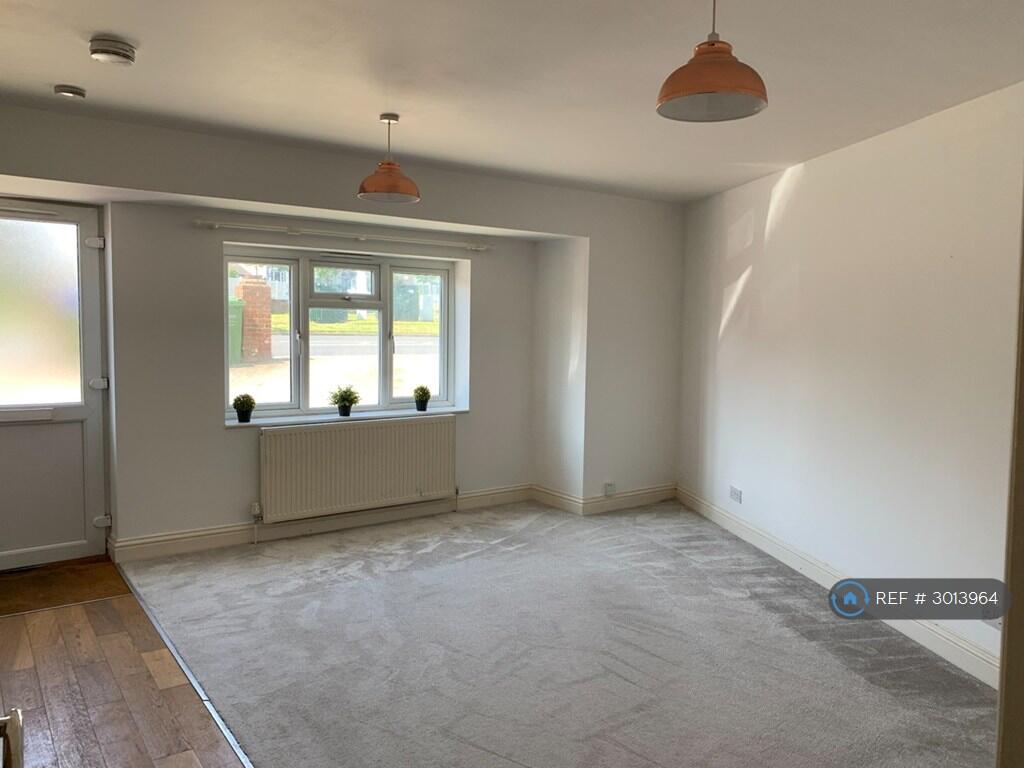 House in Dartford - View 2