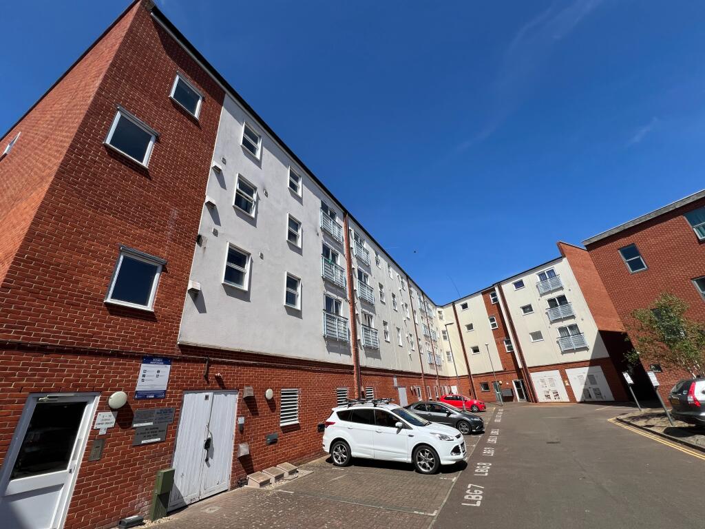 2-bed flat on Compair Crescent Ipswich , £129,995