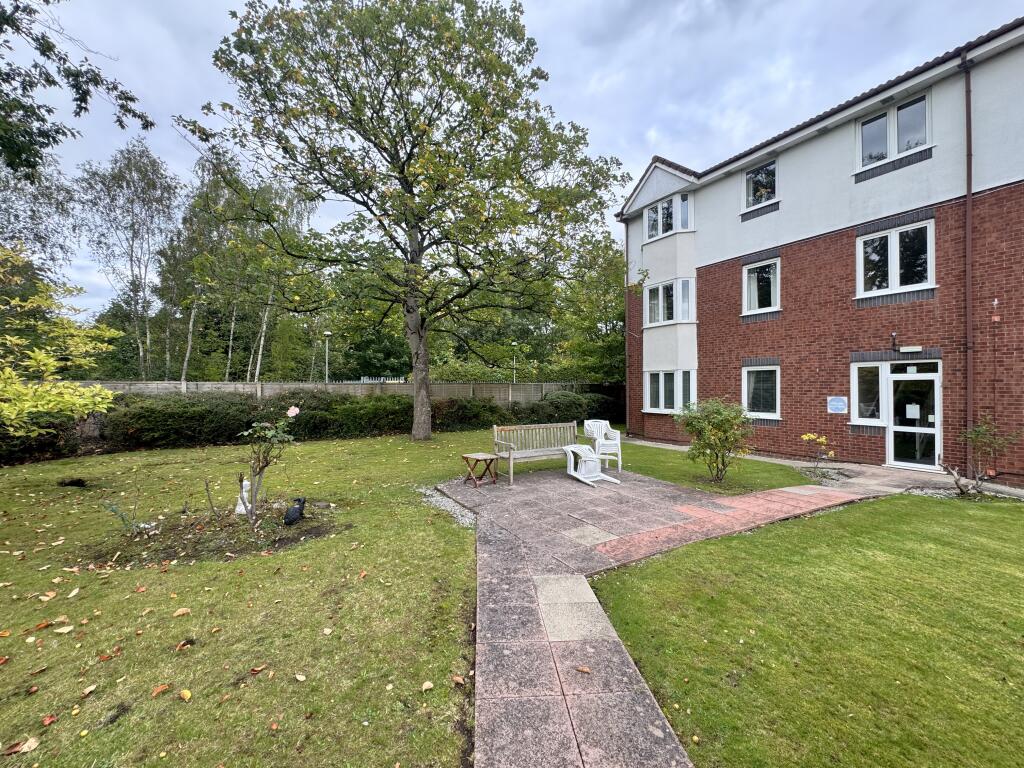 Flat 234 Ferguson Court, 2 Acorn Close, Levenshulme photo 2