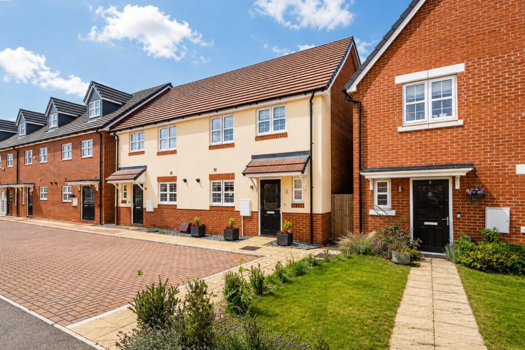Main image of property: Baines Drive, Bricket Wood, St. Albans, Hertfordshire, AL2