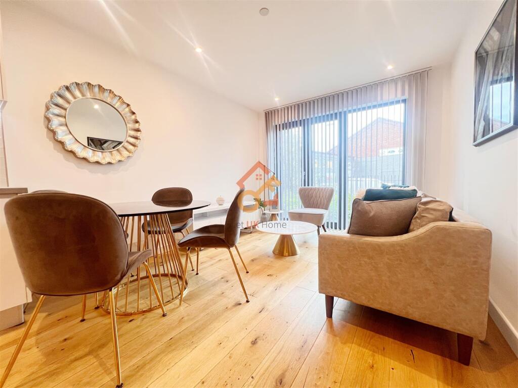 Apartment in Birmingham, Digbeth - View 5