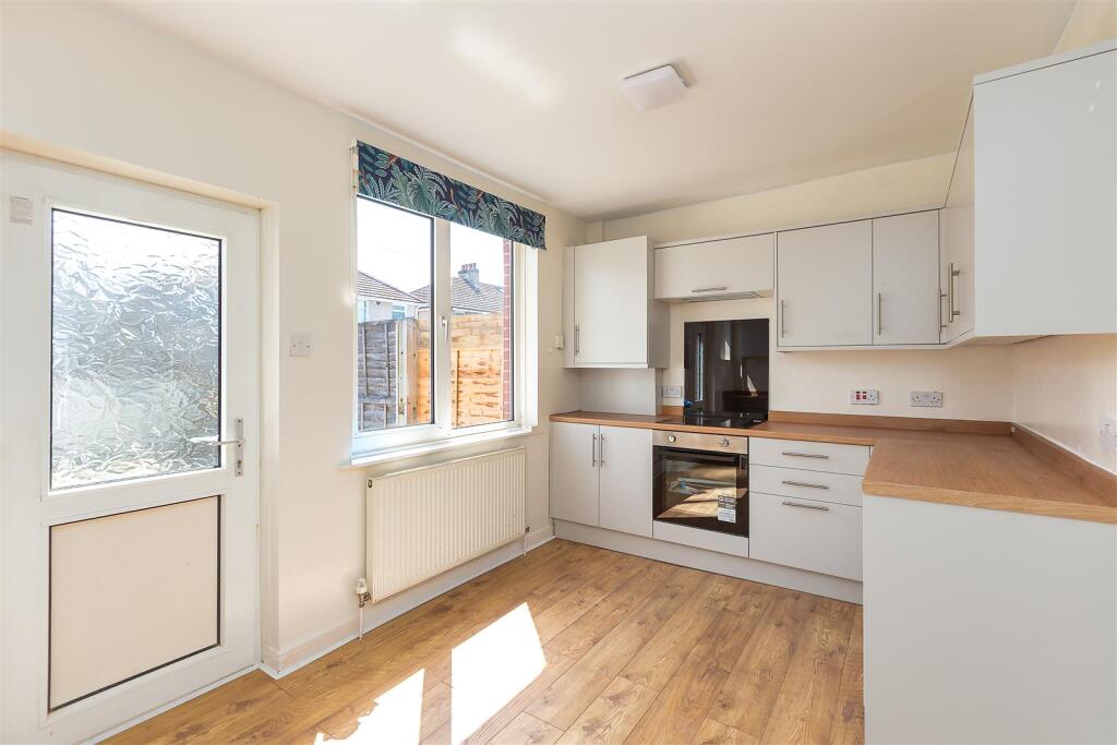 House in Lancaster - View 5