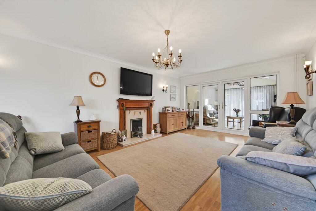 House in Collingtree - View 4