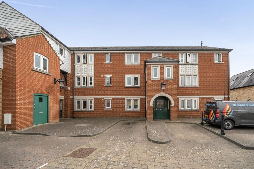 Main image of property: Coopers Court, Shefford, SG17