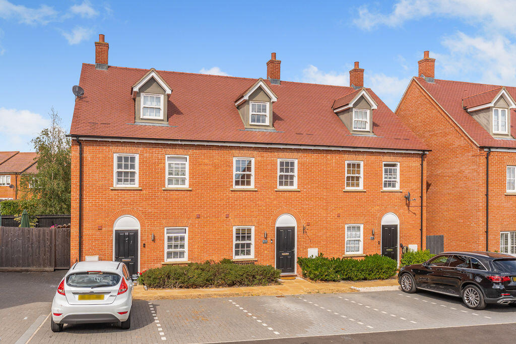 Main image of property: Bourton Road, Banbury