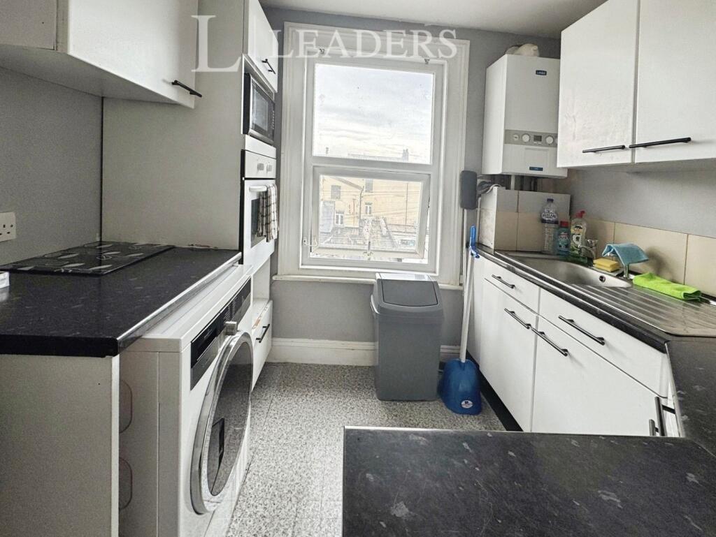 Apartment in Colchester - More