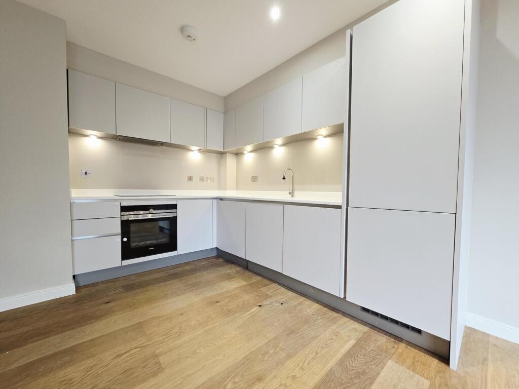 Main image of property: East Barnet Road, Barnet