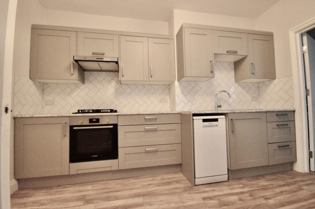 Apartment in London - More