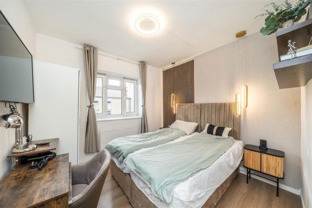 3 bedroom flat for rent