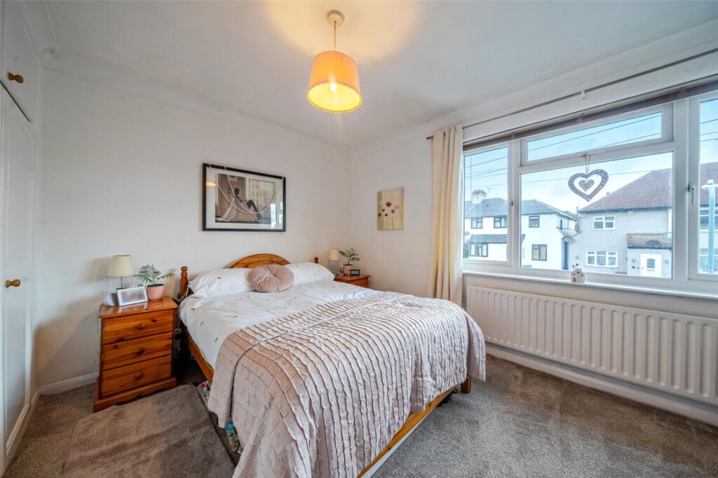 House in Bromley - View 4