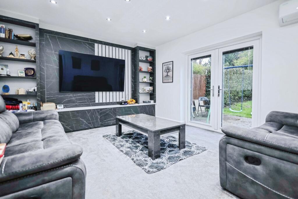 Yardley Wood Road, Birmingham, West Midlands, B13 photo 2
