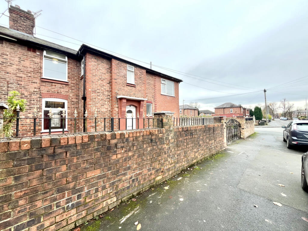 4-bed semi-detached on Westbourne Road, Eccles, M30 8DB, £260,000