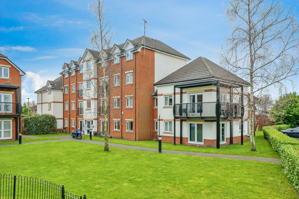 Main image of property: Gladstone Mews, Warrington, WA2 7LG